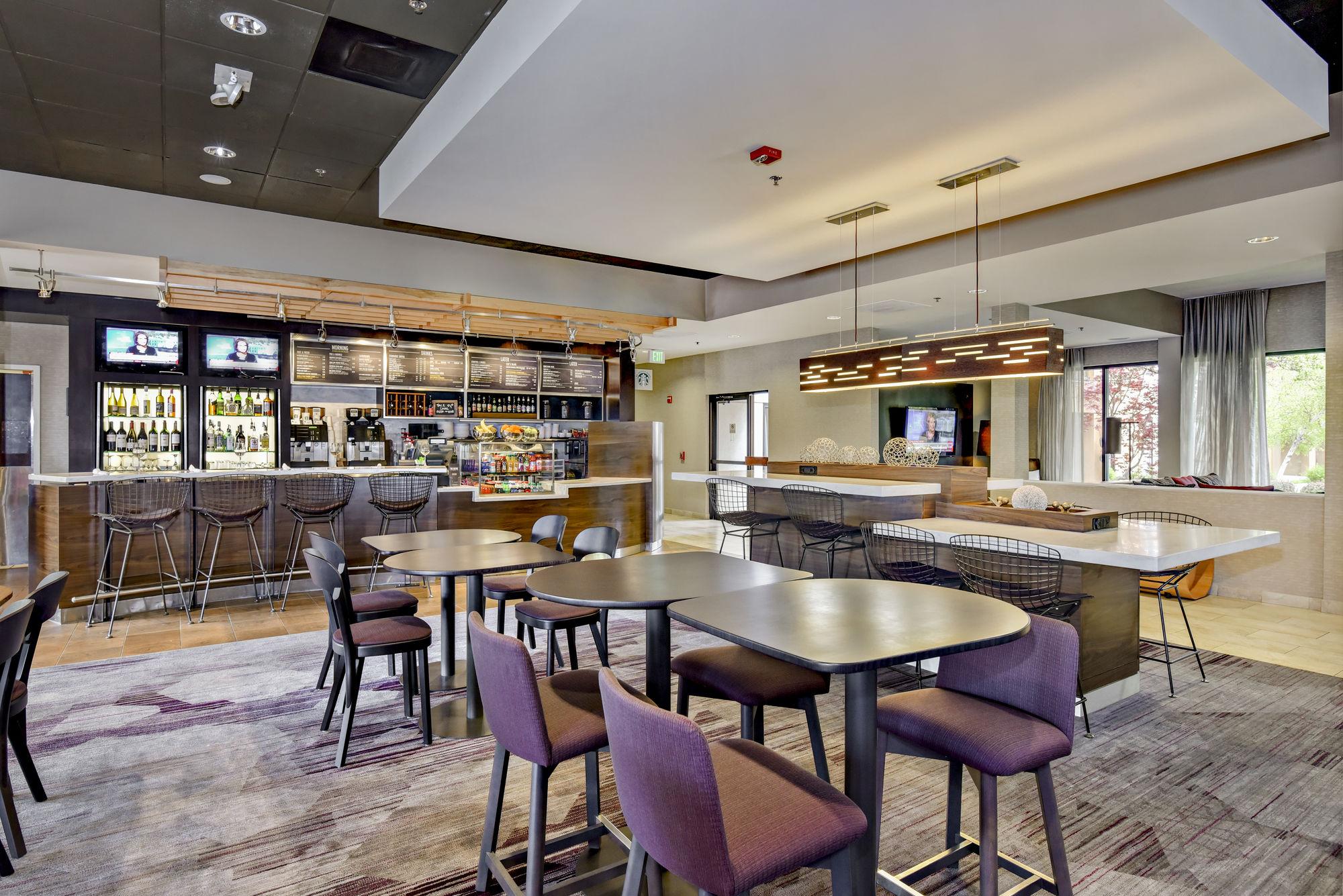 Courtyard Boise Downtown Hotel Bagian luar foto