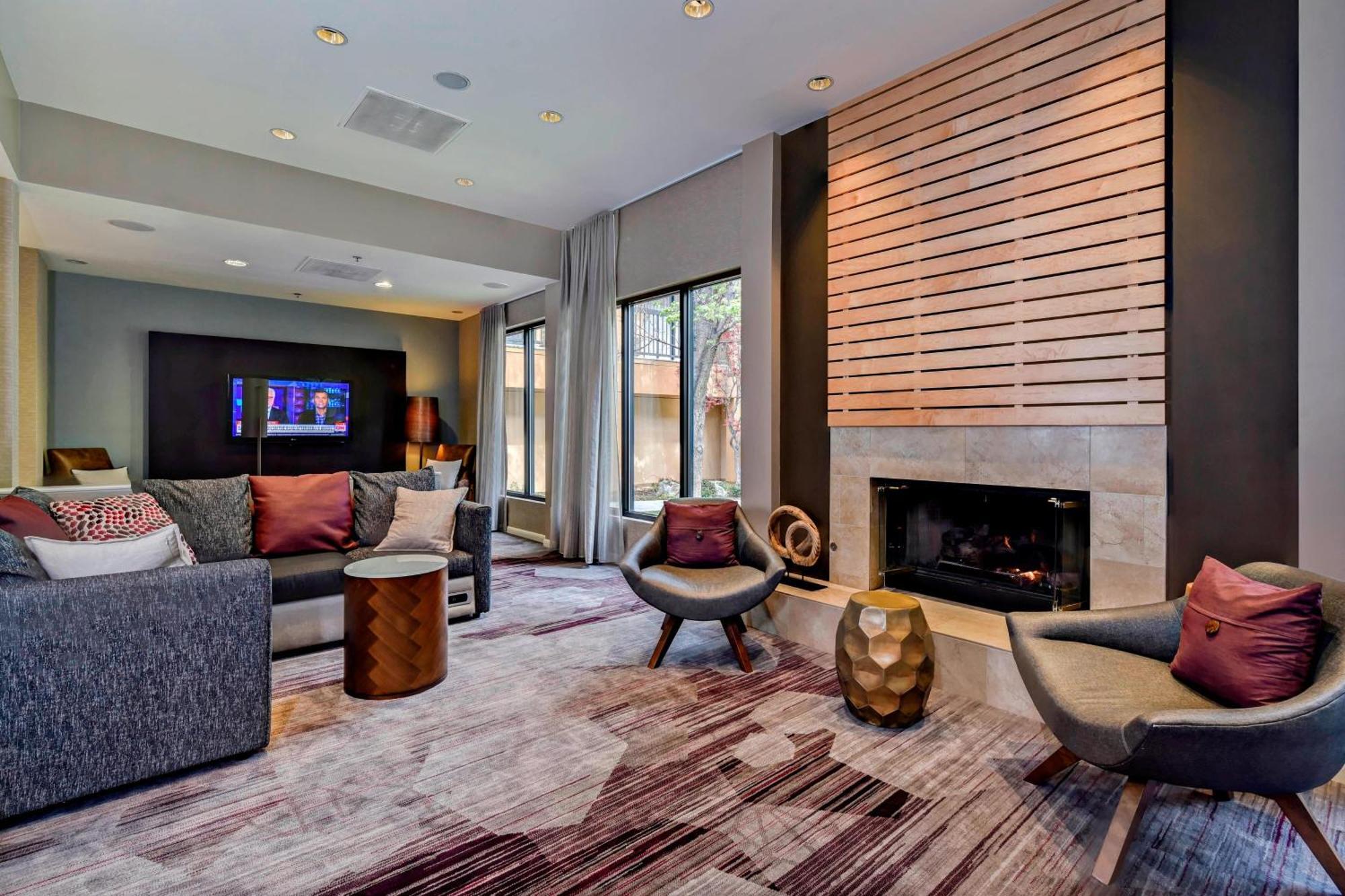 Courtyard Boise Downtown Hotel Bagian luar foto